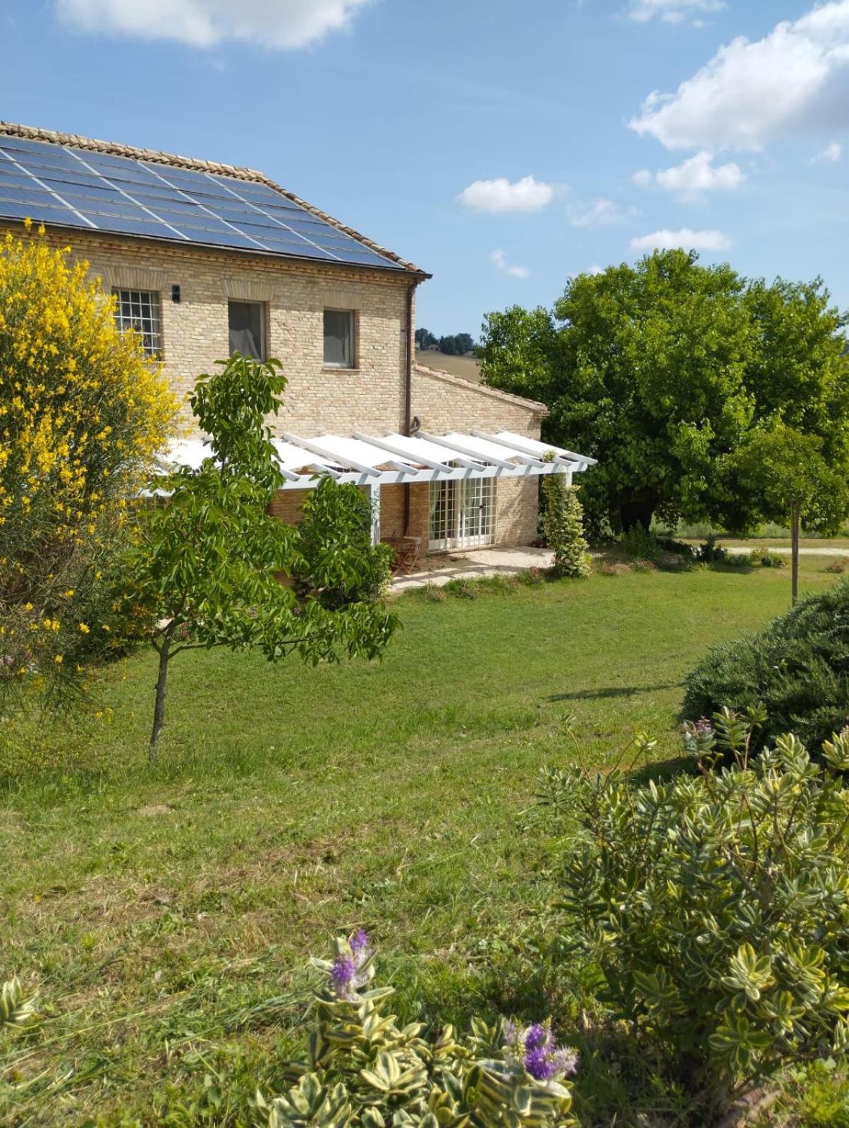 Il Giardino Nella Valle Belvedere Ostrense Zimmer foto